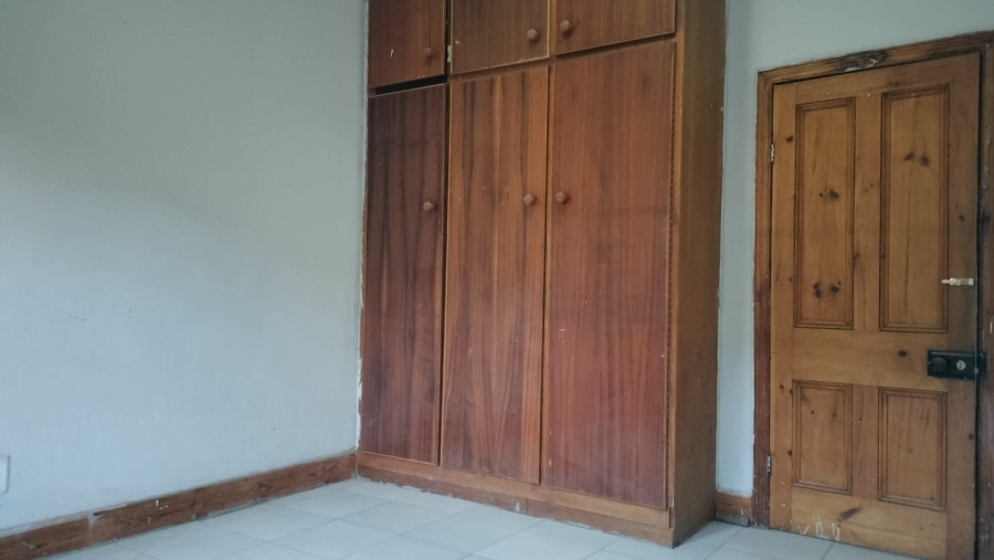 4 Bedroom Property for Sale in Ladybrand Free State